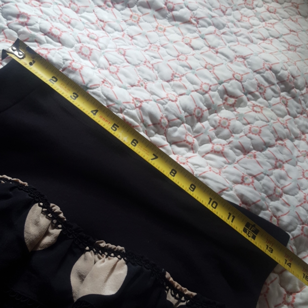 Bebe Ruffled mini skirt - Picture 4 of 5